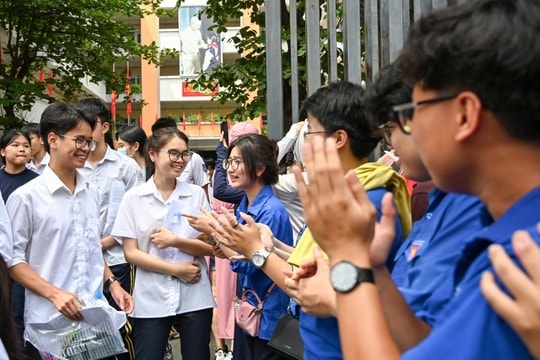 Tuyển sinh lớp 10 tại Hà Nội: Thêm cơ hội, giảm cạnh tranh