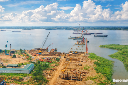 Tăng tốc thi công cầu Thượng Cát