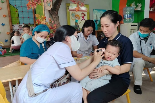 Phường Việt Hưng chú trọng chăm sóc sức khỏe toàn diện cho người dân