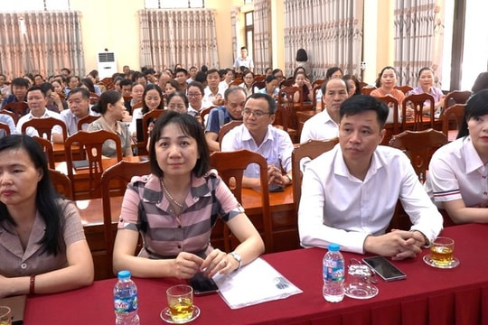 Tập huấn quy chế dân chủ tại các xã Thanh Oai, Bình Minh, Tam Hưng, Dân Hoà