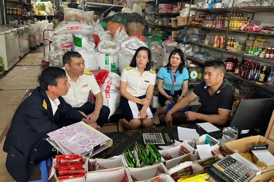 Từ thuế khoán đến kê khai: Hộ kinh doanh Hà Nội chuyển mình trong kỷ nguyên số