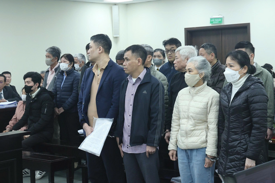 Nhiều bị cáo trong vụ hối lộ 70 tỷ đồng đưa thuốc vào bệnh viện kháng cáo