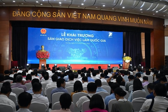 Thị trường lao động hướng tới hiện đại, minh bạch, hiệu quả