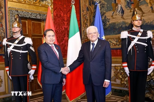 Chủ tịch Quốc hội Trần Thanh Mẫn hội kiến Tổng thống Italia