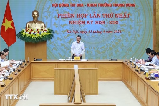 Thủ tướng Lê Minh Hưng: Thi đua - khen thưởng phải gắn chặt với mục tiêu tăng trưởng 2 con số