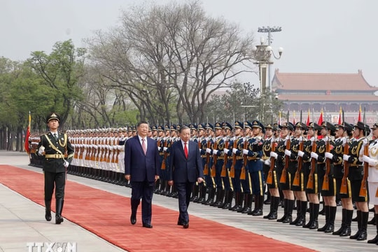Toàn cảnh Lễ đón Tổng Bí thư, Chủ tịch nước Tô Lâm thăm cấp Nhà nước đến Trung Quốc