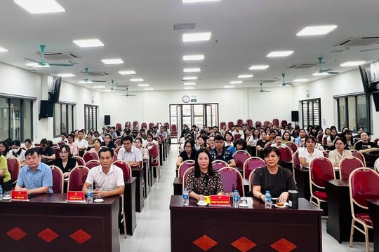 Gia Lâm nâng cao nhận thức chính trị, tư tưởng cho đảng viên mới