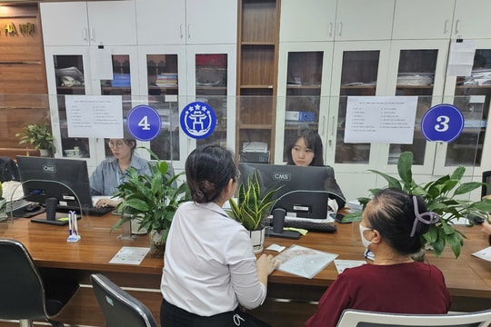 Hà Nội: Tiếp nhận hồ sơ theo hình thức trực tuyến đối với 12 thủ tục hành chính, dịch vụ công
