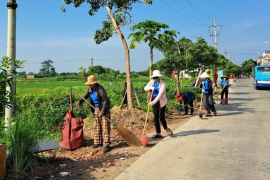 Phụ nữ xã Tiến Thắng chung tay giải quyết các điểm nghẽn