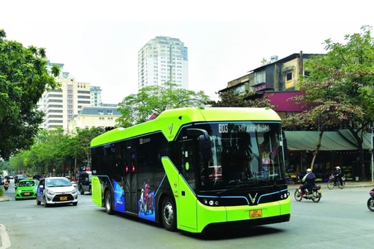 Sẽ khảo sát việc chuyển đổi phương tiện giao thông xanh trên địa bàn Hà Nội