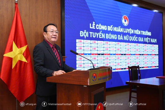 Ông Hoàng Văn Phúc là tân Huấn luyện viên trưởng đội tuyển bóng đá nữ Việt Nam