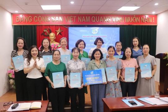 Phụ nữ Hoàn Kiếm tiên phong chuyển đổi số