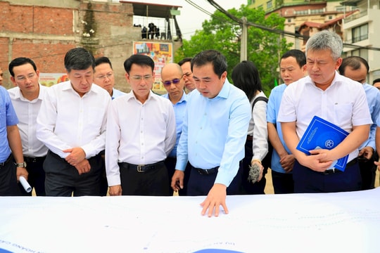 Bí thư Thành ủy Hà Nội Trần Đức Thắng kiểm tra thực địa các dự án, công trình trọng điểm trên địa bàn Thủ đô