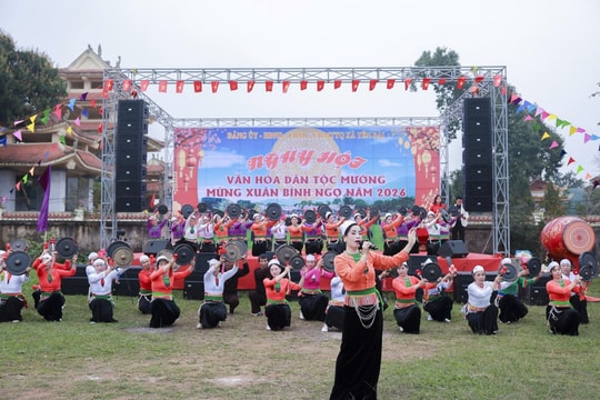 Văn hóa dân tộc thiểu số ở Hà Nội: Từ bảo tồn đến phát triển sinh kế