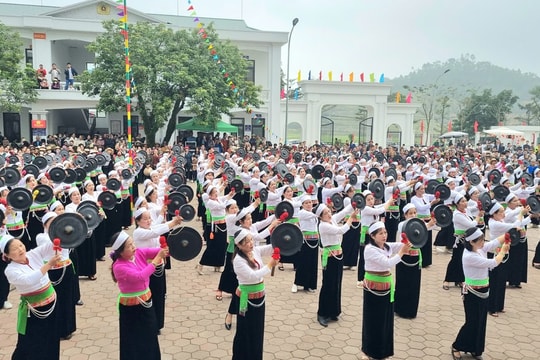 Đón xem chương trình thời sự "Văn hóa dân tộc thiểu số ở Thủ đô - Bảo tồn để phát triển bền vững"
