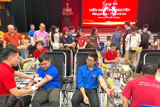 Phường Bạch Mai: Cán bộ, công chức, người dân tham gia Ngày hội hiến máu tình nguyện