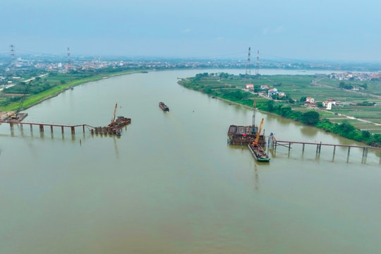 Tăng tốc thi công "3 ca, 4 kíp" đưa các dự án trọng điểm của Thủ đô về đích