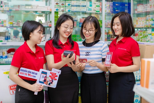 Thẻ Lộc Việt Agribank - giải pháp tài chính góp phần đẩy lùi tín dụng đen tại nông thôn