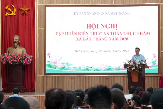 Xã Bát Tràng tăng cường kiểm soát an toàn thực phẩm từ cơ sở sản xuất đến bếp ăn trường học