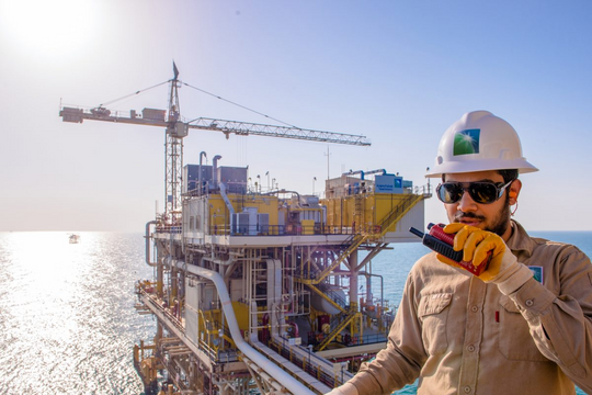 Lợi nhuận dầu khí đạt 234 tỷ USD giữa khủng hoảng Iran