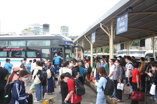 Tăng cường phương tiện, siết chặt quản lý để phục vụ nhu cầu đi lại của người dân dịp nghỉ lễ