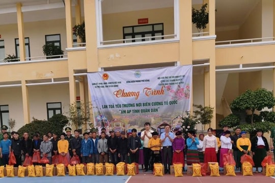 Lan tỏa yêu thương nơi biên cương: Ấm áp tình quân dân
