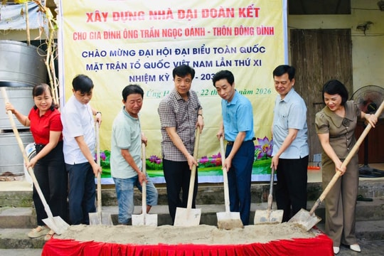 Xã Ứng Hòa khởi công xây nhà Đại đoàn kết cho hai hộ khó khăn