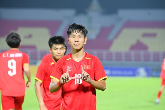 Giải bóng đá U17 Đông Nam Á 2026: Ngược dòng kịch tính, U17 Việt Nam đánh bại Australia tiến vào chung kết