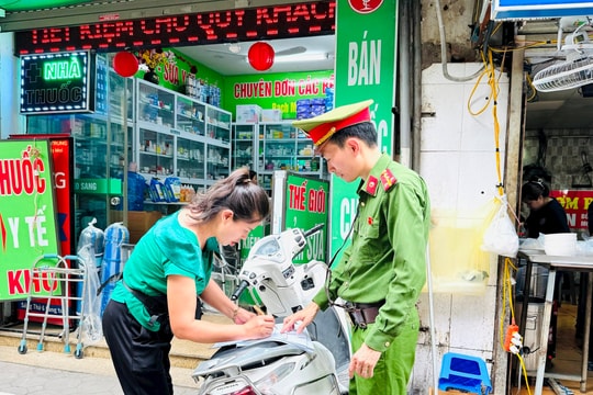 Phường Kim Liên đề xuất tháo gỡ các “điểm nghẽn” về trật tự đô thị