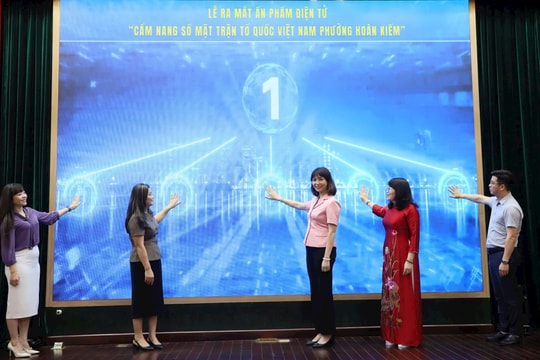 Ra mắt Cẩm nang số Mặt trận Tổ quốc Việt Nam phường Hoàn Kiếm