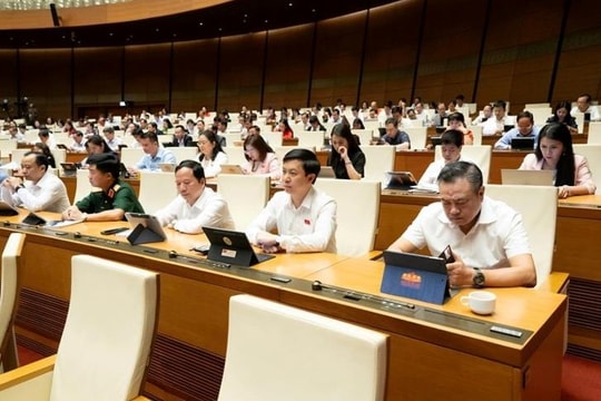 Quốc hội thông qua Luật Tín ngưỡng, tôn giáo (sửa đổi)
