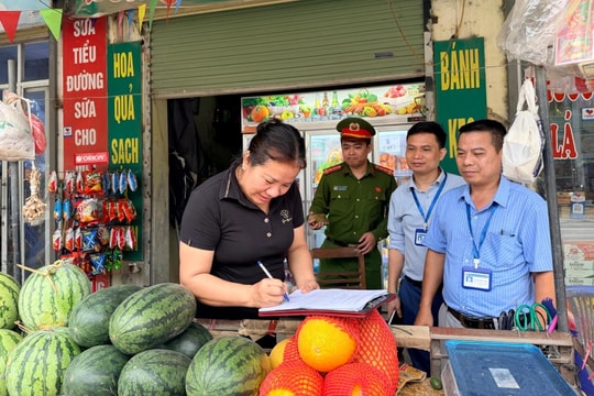 Đồng bộ giải pháp, gỡ điểm nghẽn giao thông, trật tự đô thị tại xã Trần Phú