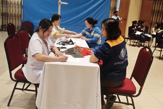 Hơn 200 công nhân lao động Thủ đô được khám sức khỏe miễn phí