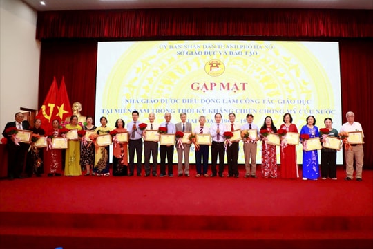 Ngành Giáo dục Hà Nội tri ân 126 nhà giáo đi B giai đoạn 1961-1975
