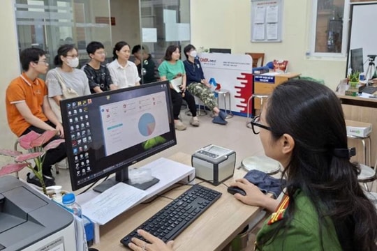 Lấy sự hài lòng của người dân làm thước đo