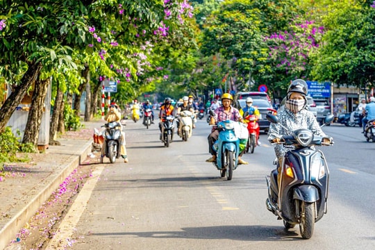 Bắc Bộ ngày nắng, đêm có mưa dông rải rác