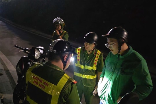 Công an Phường Tây Hồ kiểm tra đột xuất, chấn chỉnh cơ sở kinh doanh có điều kiện về an ninh, trật tự
