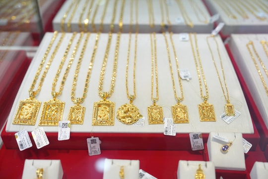Giá vàng "quay xe", nhà đầu tư ôm lỗ sau một tuần
