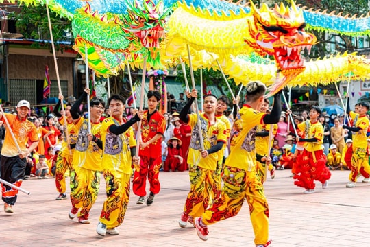 Giữ hồn làng qua mùa lễ hội ở Dân Hòa