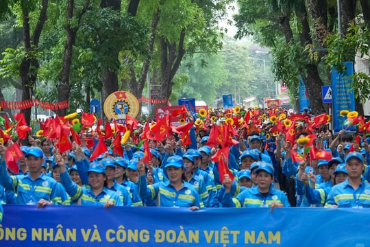 Ngày Quốc tế Lao động 1/5: Giai cấp công nhân trong sự nghiệp xây dựng đất nước hùng cường và phát triển Thủ đô Hà Nội