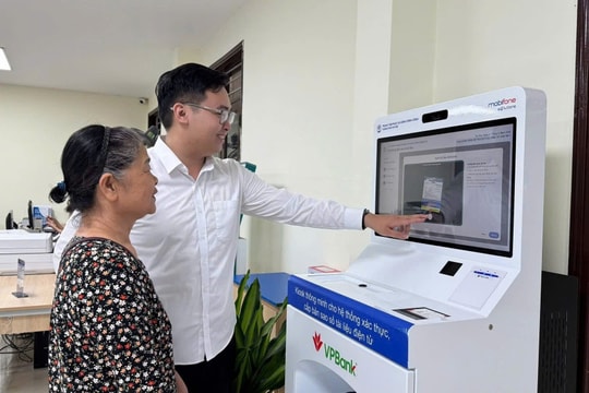 Tùng Thiện thúc đẩy chuyển đổi số, giữ vững vị trí dẫn đầu cải cách hành chính