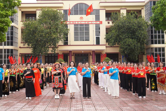 Làm tốt công tác phụ nữ, góp phần xây dựng xã Tây Phương phát triển toàn diện