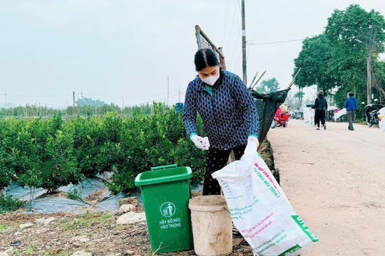 Phụ nữ xã Nam Phù xây dựng nếp sống xanh từ việc phân loại rác thải tại nguồn