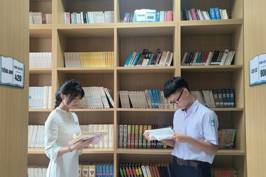 Giá sách giáo khoa năm học 2026-2027 giảm bình quân 13,3% so với năm học trước