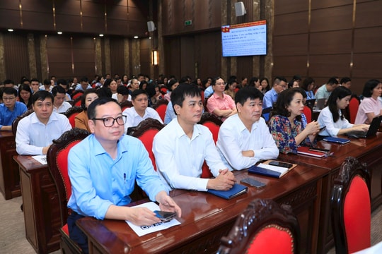 Hà Nội chuyển mạnh từ “xử lý” sang “phòng ngừa từ gốc” trong phòng, chống tham nhũng