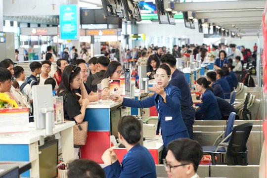 Hàng không phục vụ 46 triệu lượt khách trong 4 tháng đầu năm 2026