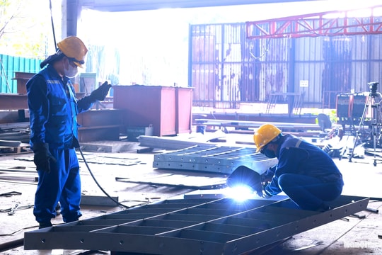 Đảm bảo an toàn, vệ sinh lao động - Yếu tố quyết định sự phát triển bền vững của doanh nghiệp