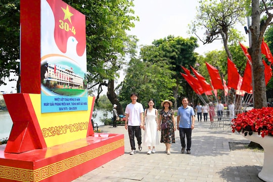 Rộn ràng nhịp sống tươi đẹp trong kỳ nghỉ lễ