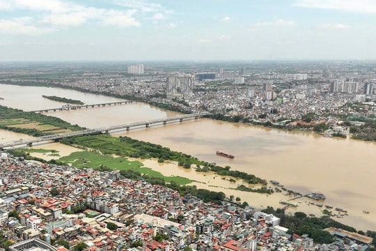 Tháng 5, dòng chảy sông Hồng về Hà Nội cao hơn trung bình nhiều năm