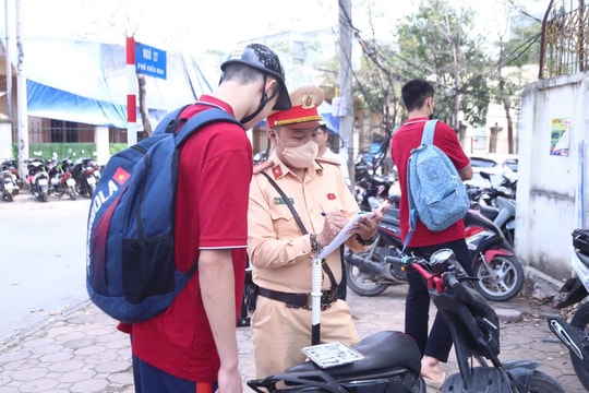 Cảnh sát giao thông lập biên bản xử lý 53.916 trường hợp vi phạm trong 4 ngày nghỉ lễ